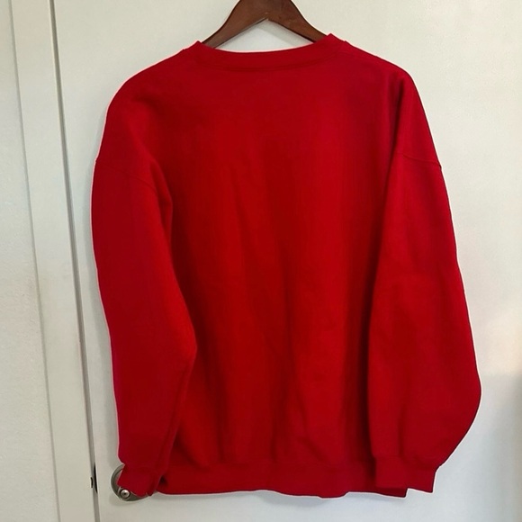 The Disney Store Embroidered 101 Dalmatians Red Sweatshirt Long Sleeves Sz: XL - Picture 2 of 7